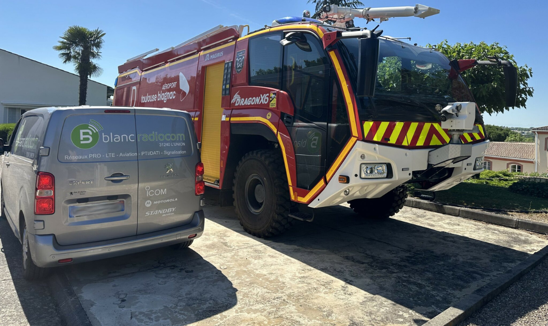 Aéroport Toulouse-Blagnac Dragon X6